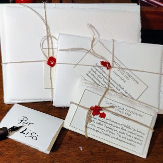 SET DI 5 BIGLIETTI  o CARTA DA LETTERE + 5 BUSTE IN CARTA DI AMALFI