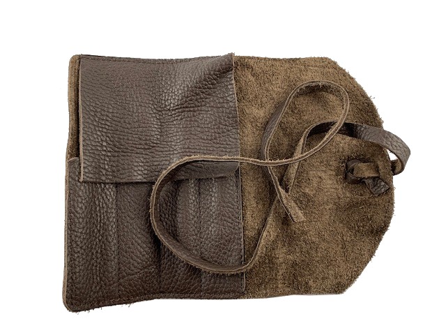 Porta penne in pelle – chiusura arrotolata con il laccio - Image 6