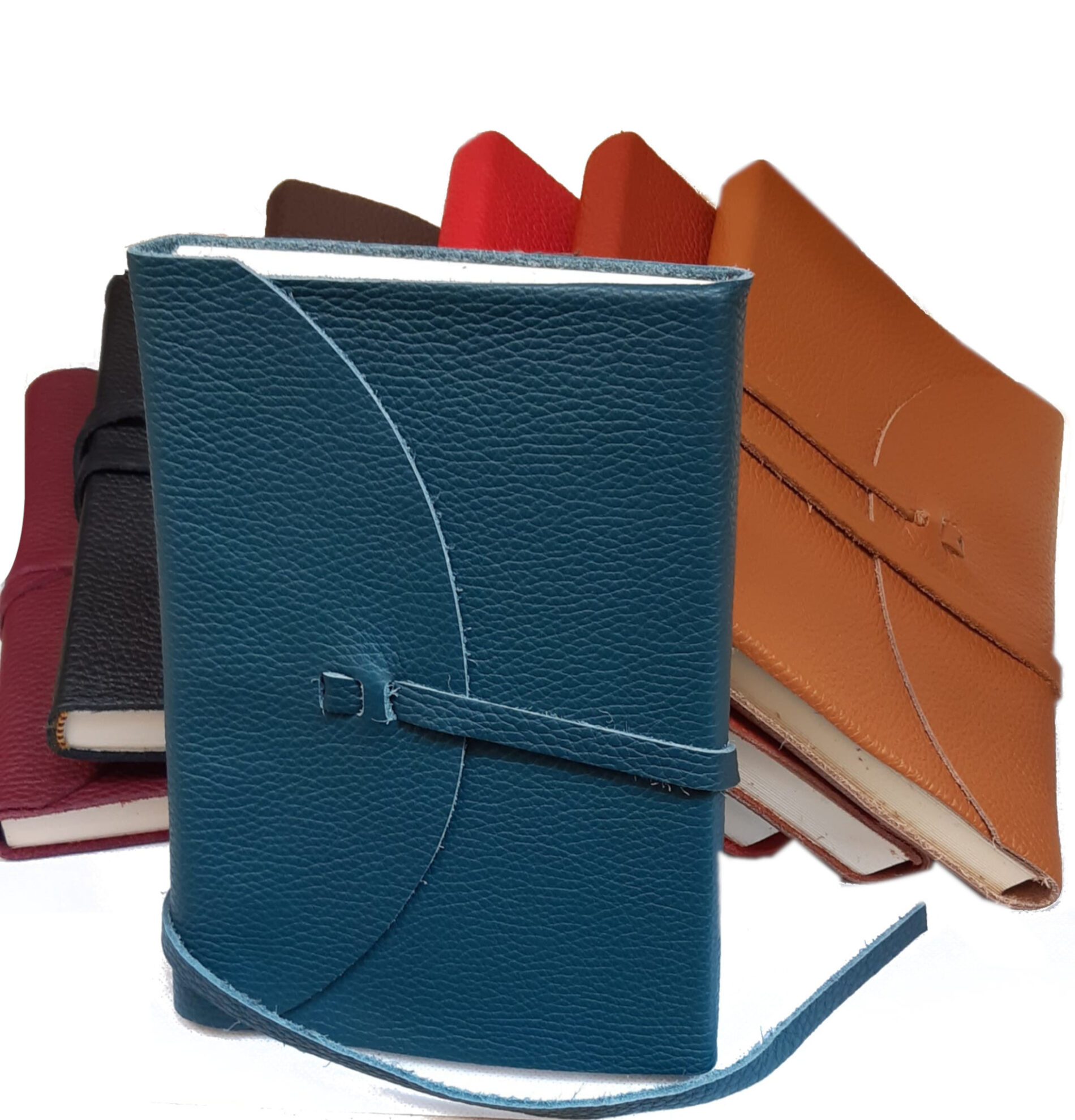 Libro firma in pelle “POETA”– chiusura con baltina in pelle e laccio