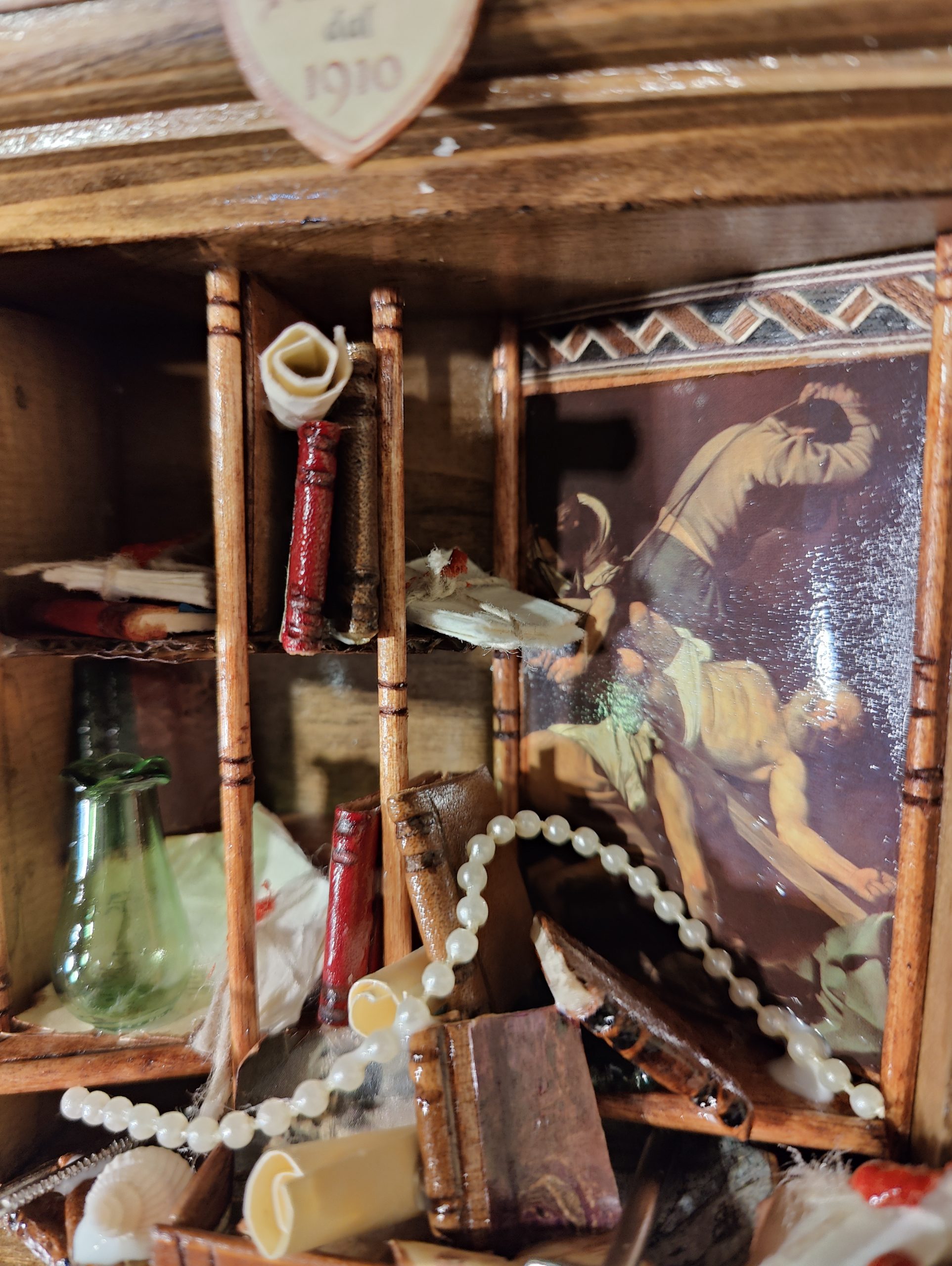 LIBRERIA IN MINIATURA "01-022023" (Crocifissione di San Pietro - Caravaggio) - Image 4